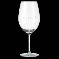 Witte wijnglazen graveren